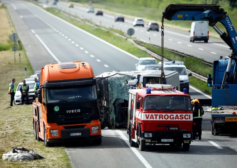 Vozačima koji su izazvali stravičnu nesreću u Slavoniji istražni zatvor zbog opasnosti od bijega