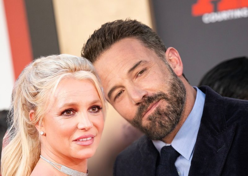 Ben Affleck stao u obranu Britney Spears: 'Sve što vidiš je životinja koja reži'