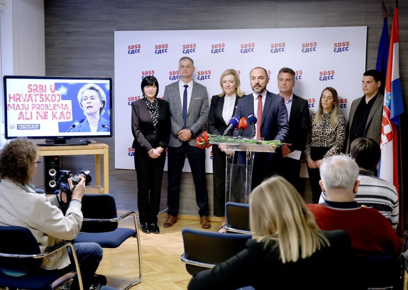 'Srbi u Hrvatskoj imaju problema, ali ne kao Musk, von der Leyen, bijeli medvjed i karanfil', poručuje SDSS