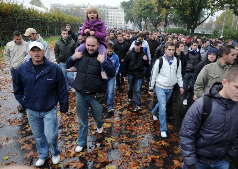 Počinje skupljanje potpisa za izbore u Dinamu