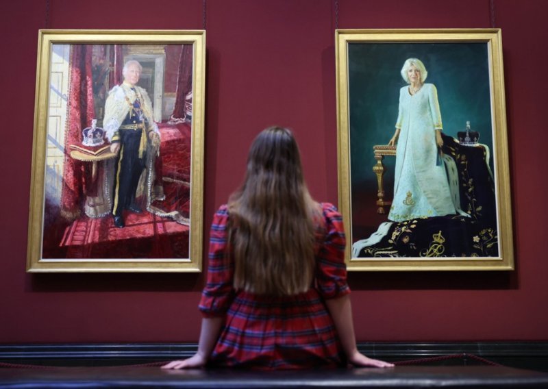 Dvije godine nakon krunidbe: Objavljen povijesni portret britanskog kralja Charlesa