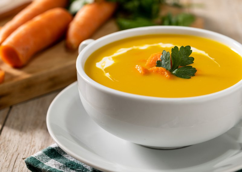 Imamo recept za krem juhu od korijena i listova mrkve koju ćete kuhati iznova