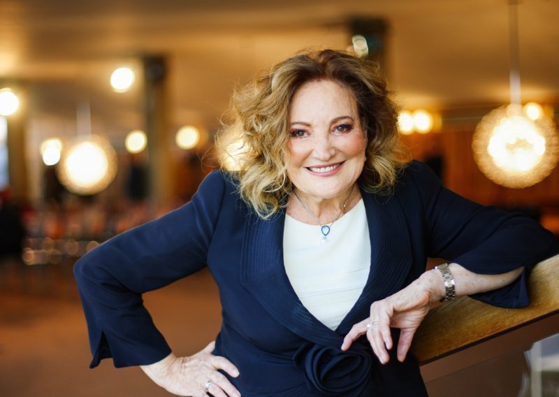 Glazbena diva Tereza Kesovija oglasila se nakon dugo vremena: 'Zagrebe, trgni se'