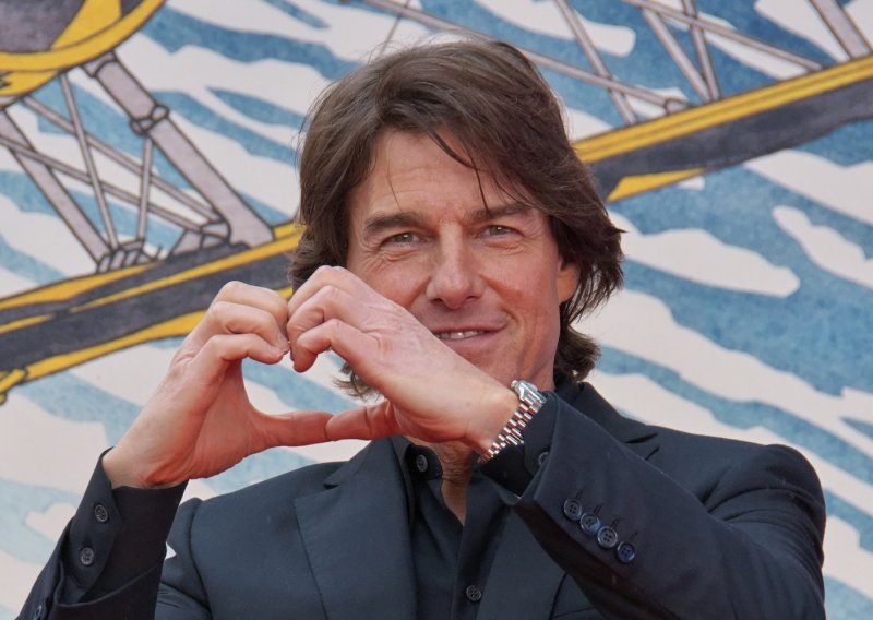 Tom Cruise troši sulude iznose na osvajanje atraktivne Ane de Armas