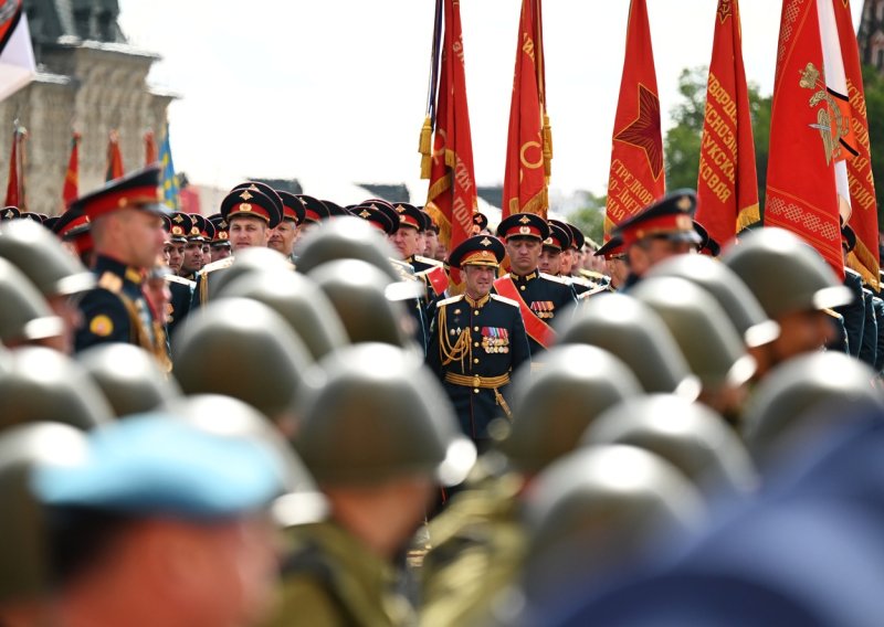 Rusi priprijetili Ukrajini zbog vojne parade: 'Izvest ćemo raketni udar na centar Kijeva'