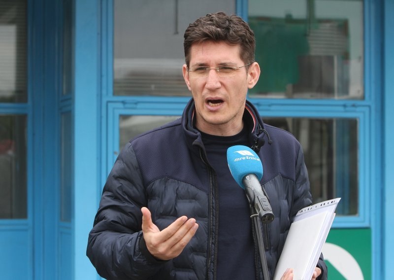 Troskot: Iz karlovačke bolnice rastjerani liječnici