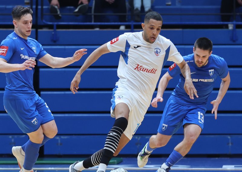Pogledajte kako je Futsal Dinamo stigao na prag ispadanja; Osijek još jednom slavio u Zagrebu