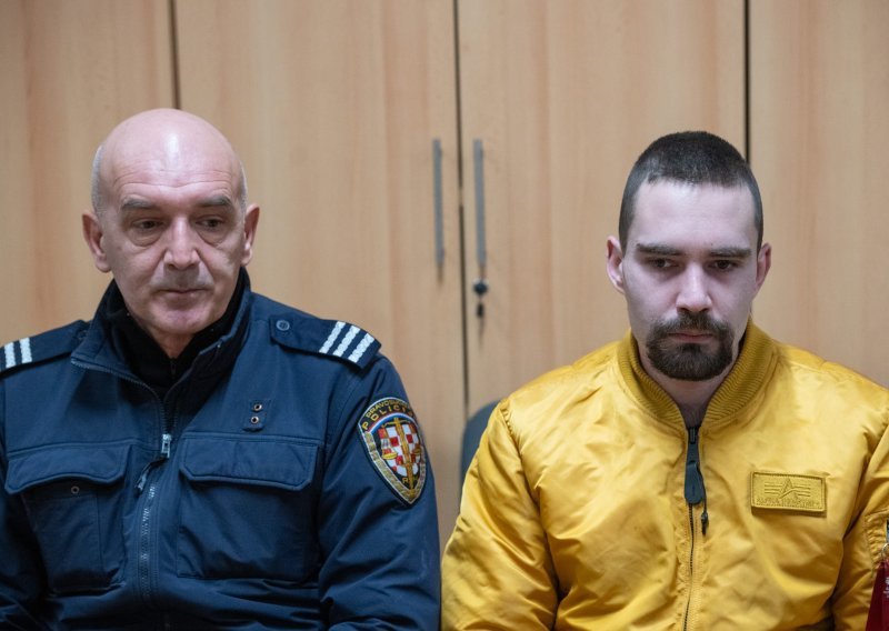 Zbog ubojstva majke dobio 25 godina zatvora