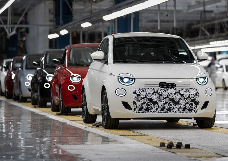 Fiat 500 Hybrid krenuo u pretproizvodnju: U punom kapacitetu raditi će se 100.000 jedinica godišnje