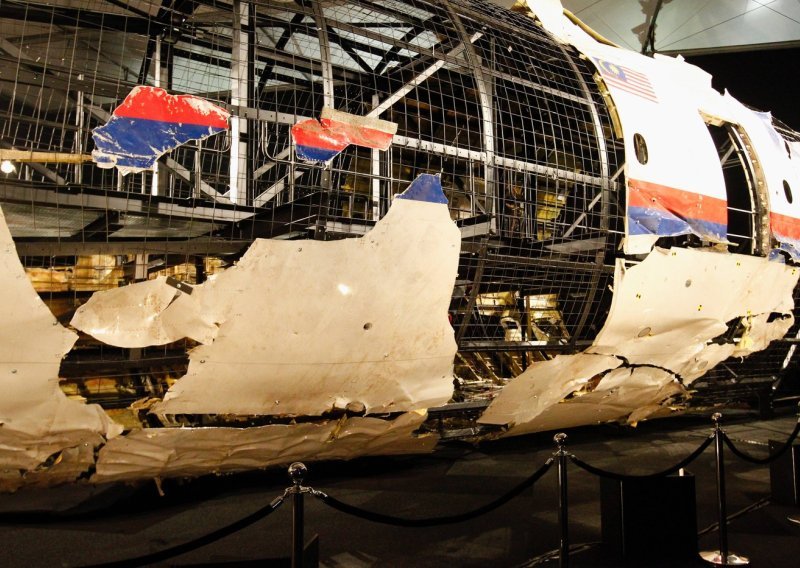 Rusija je odgovorna za obaranje leta MH17: Avion je pogođen raketom zemlja-zrak