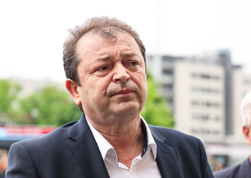 Jonjić: Zagreb mora disati hrvatski