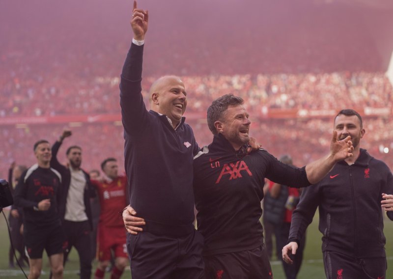 Na Anfieldu slave, aktivirana je otkupna klauzula; Liverpool dovodi fantastično pojačanje