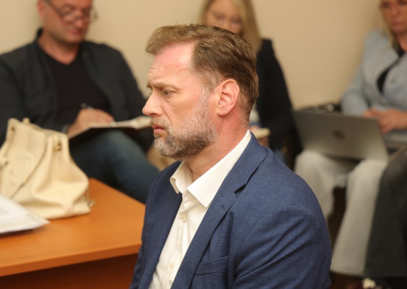 Bivši ministar Banožić na početku suđenja: 'Ne osjećam se krivim'
