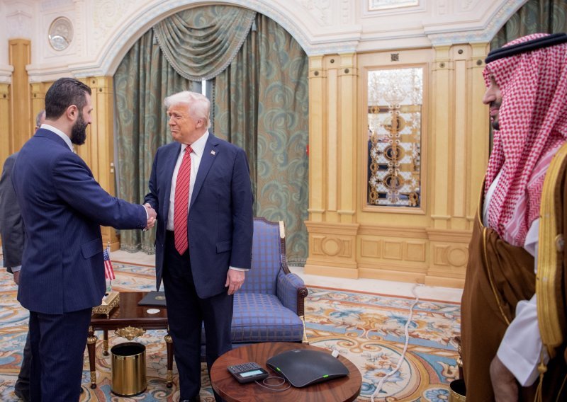 Trump se sastao sa sirijskim predsjednikom al-Šarom u Saudijskoj Arabiji