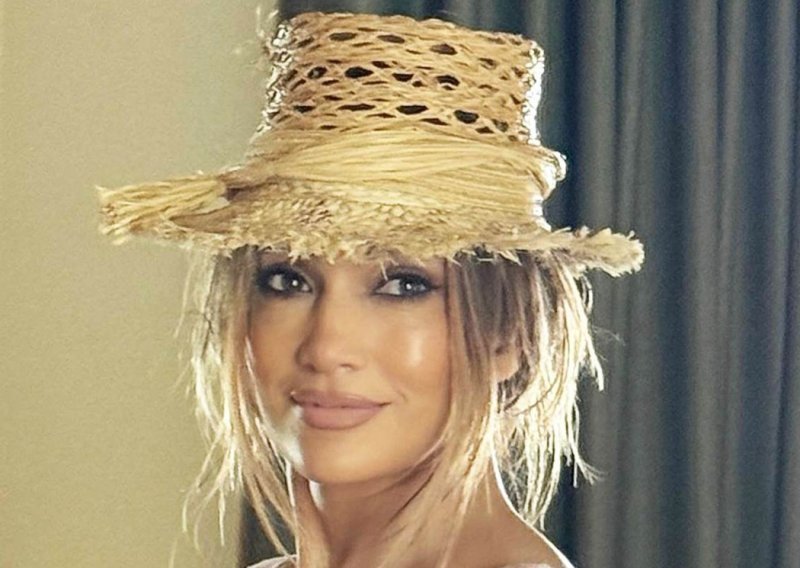 Jennifer Lopez doživjela nezgodu na probi: Javila se s ledenim oblogom preko lica
