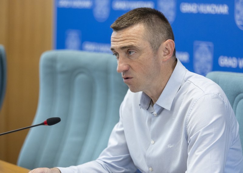Penava: Prenamijeniti dvije stambene zgrade u dom za starije i nemoćne