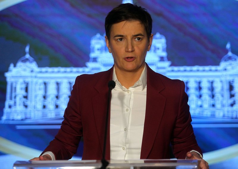 Ana Brnabić progovorila engleski i postala hit na društvenim mrežama