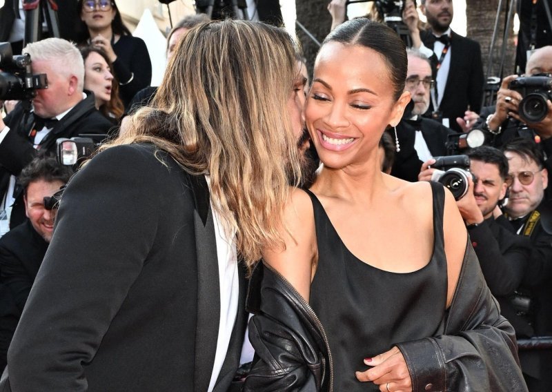 Kožna jakna na crvenom tepihu? Apsolutno! A on je bio potpuno očaran