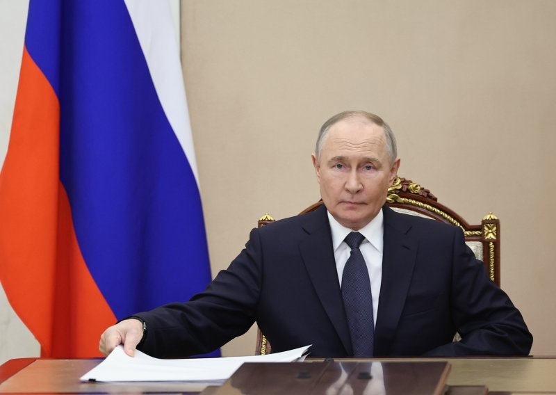 Burne reakcije na Putinov potez, svi čekaju odgovor na ključno pitanje