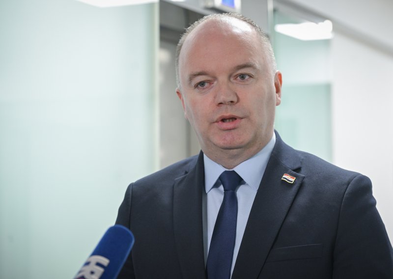 Šipić: Nisam rekao da bih djecu slao u rat, izjava je izvučena iz konteksta