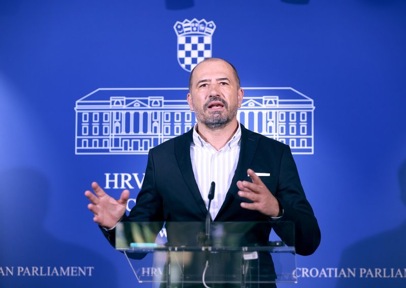 Peternel: Bleiburška komemoracija želi se eutanazirati