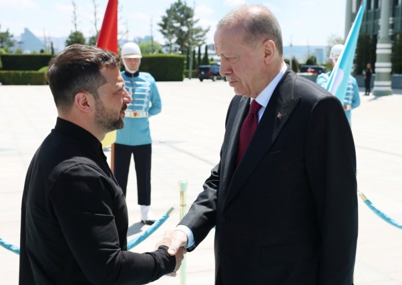Turska će posredovati u pregovorima Ukrajine i Rusije, američki državni tajnik dolazi u Istanbul