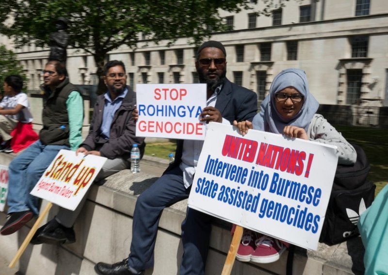 UN: Mjanmarski generali moraju pred sud zbog 'genocidnih namjera' protiv Rohindža