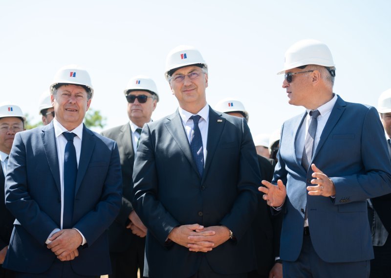 Sunčana elektrana Korlat iduće godine započinje s radom, gradilište obišao Plenković