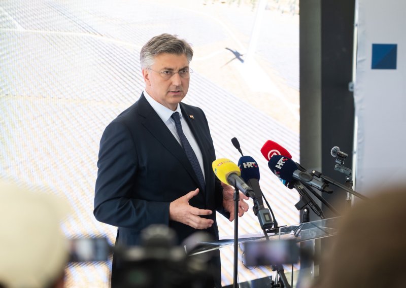 Plenković: Afera Hipodrom pokazala da su maske pale