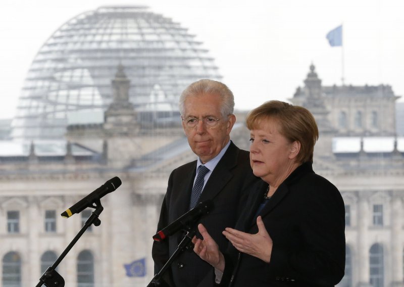 Merkel: Čekaju nas problematični pregovori s Montijem