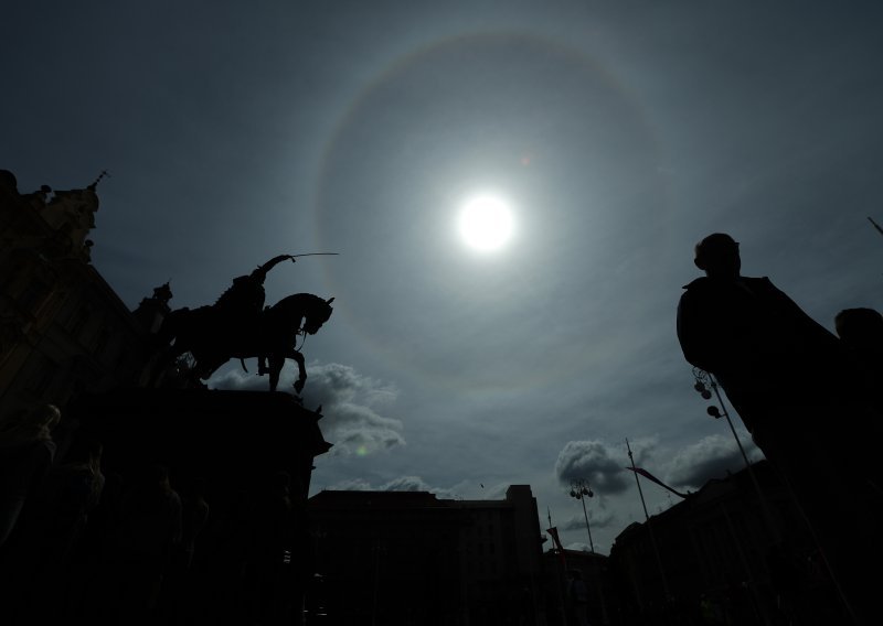FOTO Na nebu iznad Zagreba neobičan fenomen