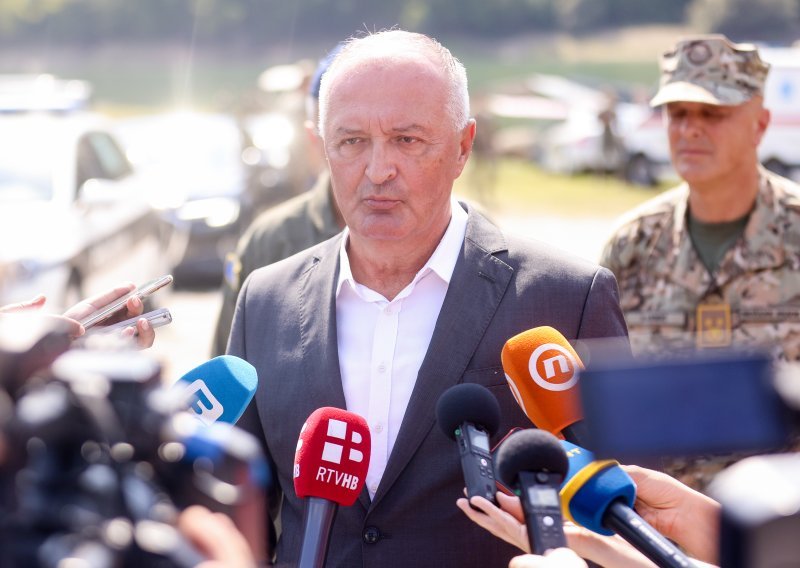 BiH suspendirala vojnu suradnju sa Srbijom!