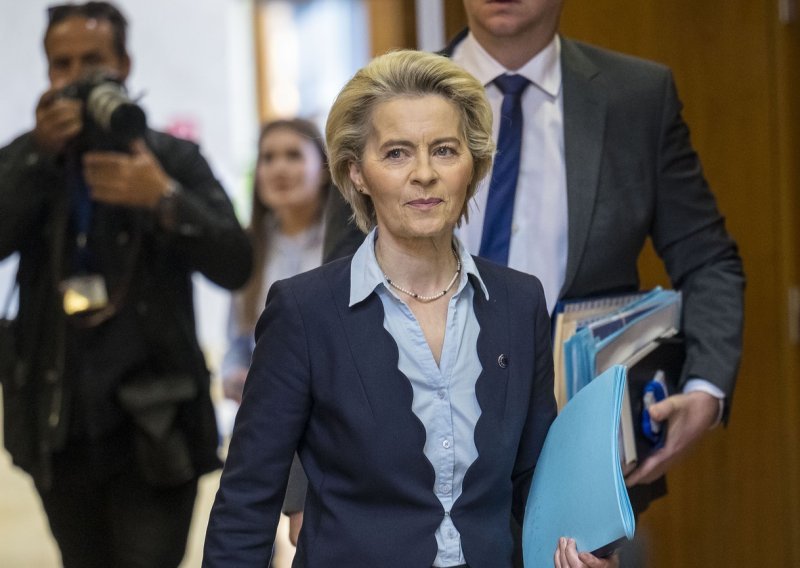 EU pred zahtjevnim tjednom: Istječe Trumpov rok za carine; Dan D za Von der Leyen
