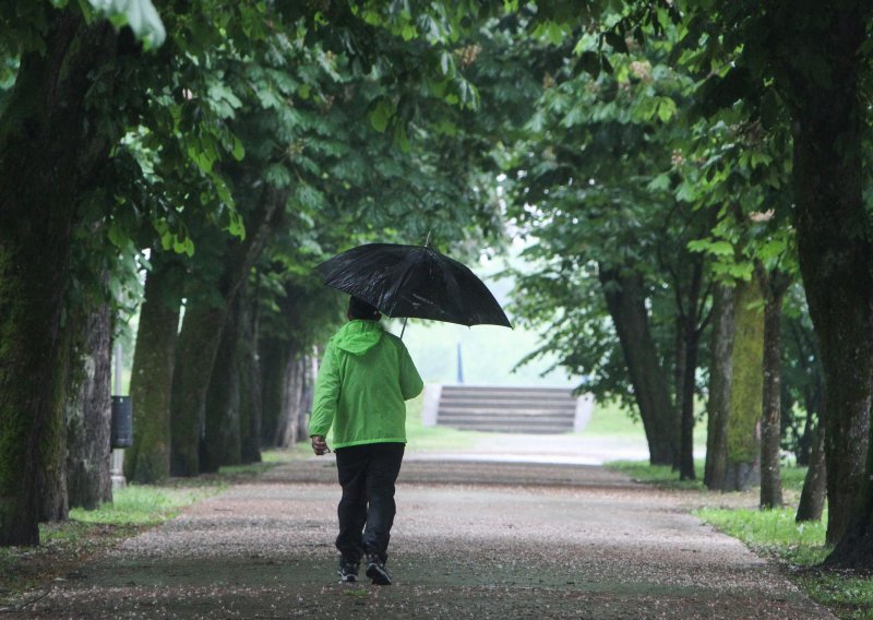 Nemojte spremati kišobrane: Očekuje nas kišni vikend, u padu i temperature