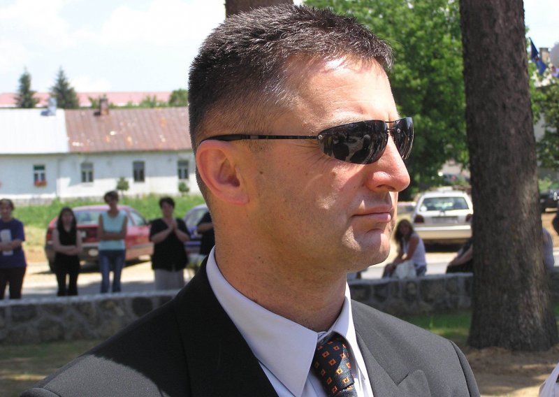 Uhićen Milinovićev kum, bivši šef ličke policije
