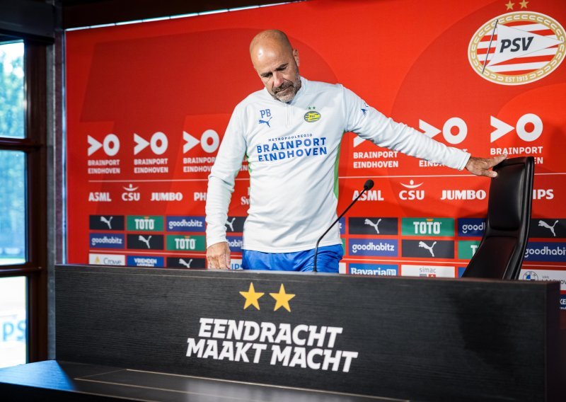 Trener PSV-a usred proslave titule dobio pitanje o Perišiću; njegova reakcija je sve