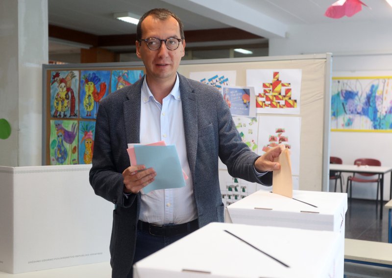 Tko su najveći gubitnici lokalnih izbora 2025.?