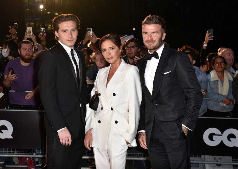 Victoria Beckham dijeli uspomene na sina Brooklyna za rođendan svog oca