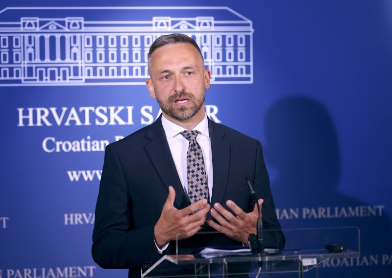 Piletić: Cilj je prosječna mirovina od 800 eura, održivost sustava neupitna
