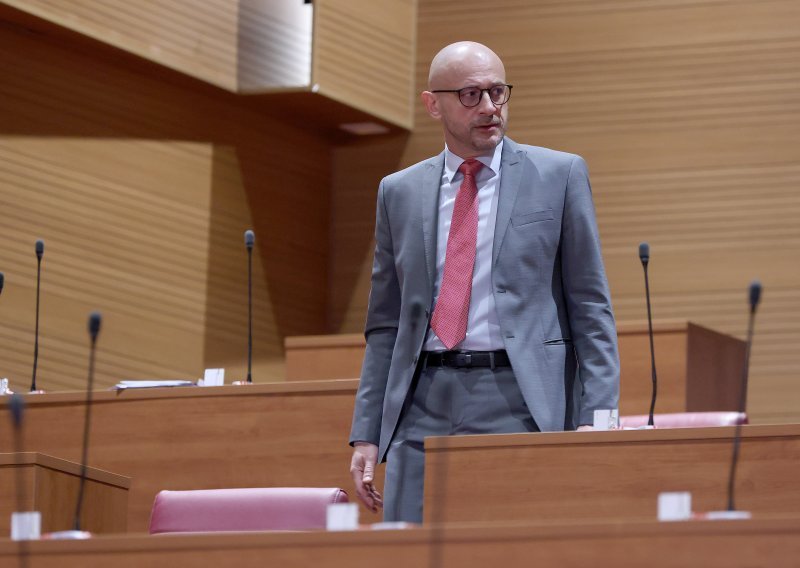 Piližota: Promjene Zakona o mirovinskom osiguranju nisu reforma nego prikrivanje