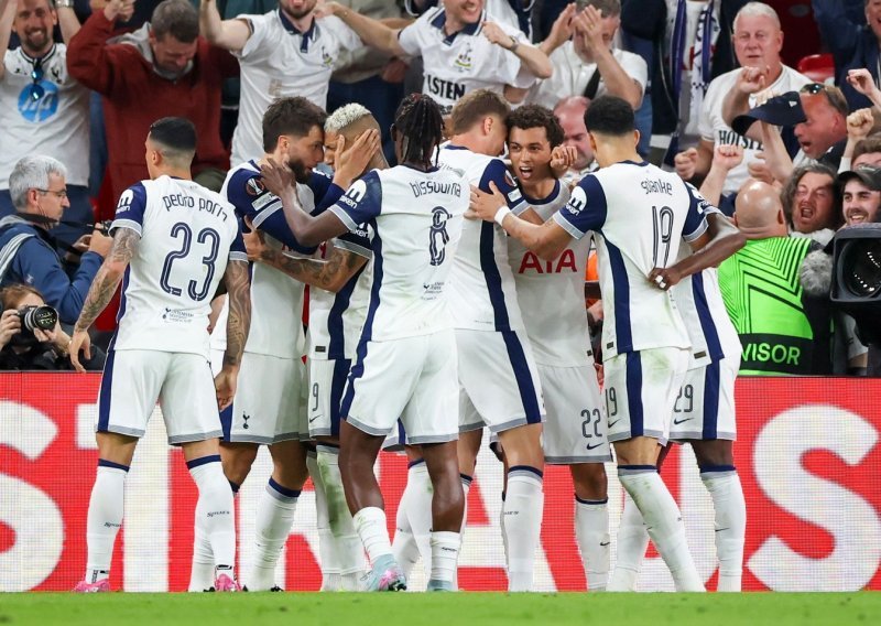 Tottenham osvojio Europsku ligu i igrat će Ligu prvaka. Pogledajte gol Johnsona za titulu