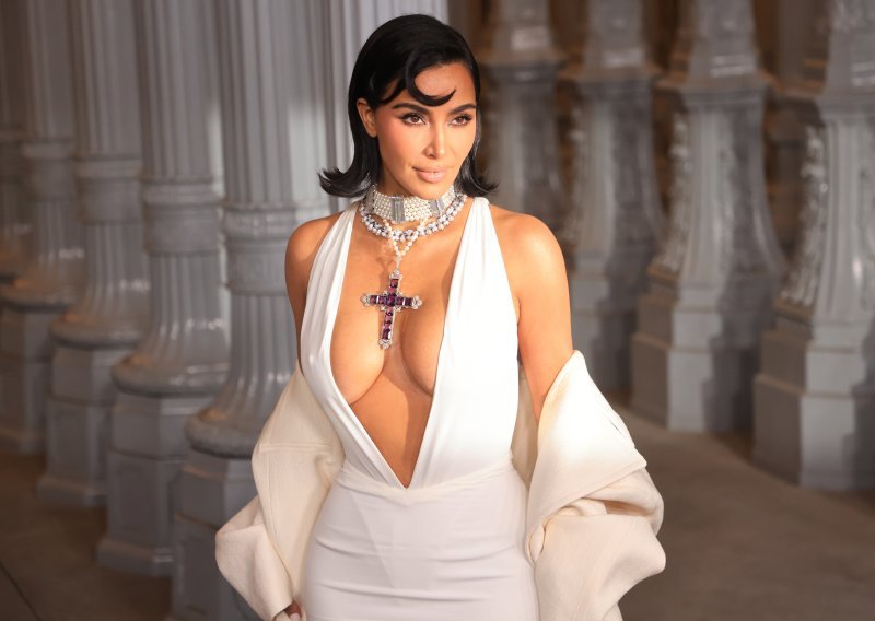 Zavirite u luksuznu vilu Kim Kardashian: Raskošna garderoba san je zaljubljenica u modu