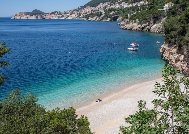 Amerikanci ne kriju oduševljenje: Ova plaža je dubrovački tajni raj, a pogled s nje je spektakularan