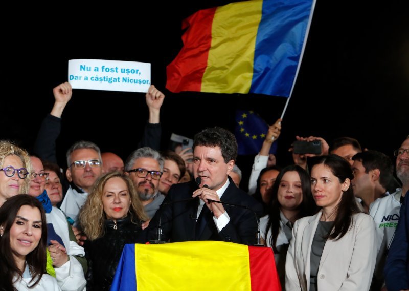 Oglasio se Ustavni sud Rumunjske: Odbačen zahtjev za poništenjem izbora