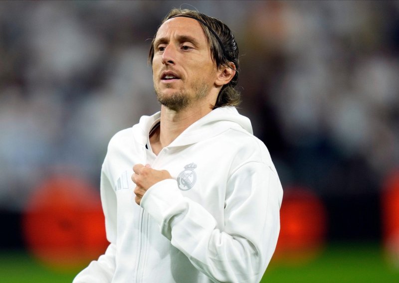 Španjolci objavili senzaciju; Modrić našao novi klub, vodit će ga legenda?