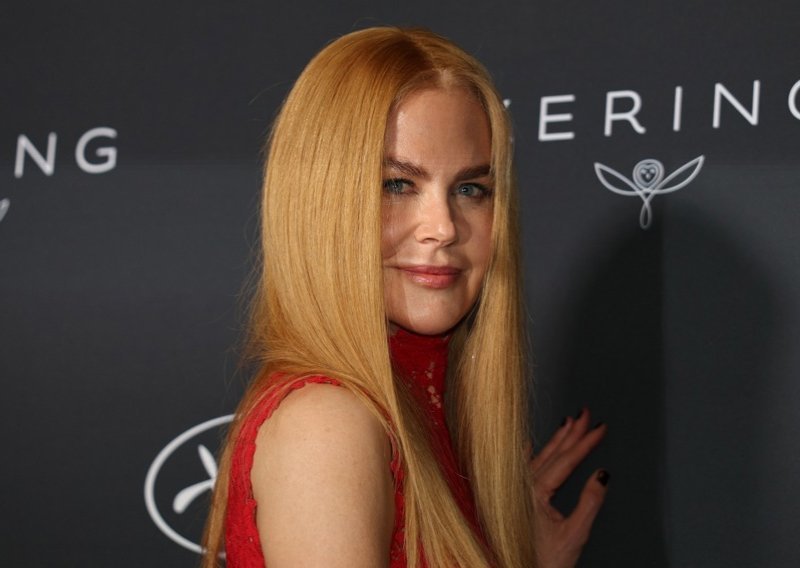 Nicole Kidman opet promijenila boju kose: Sad nosi vatrenu crvenu