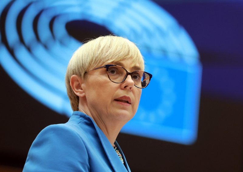Emotivna slovenska predsjednica: 'Platila sam svoju glupost slomljenom kosti. Zaustavite hajku!'