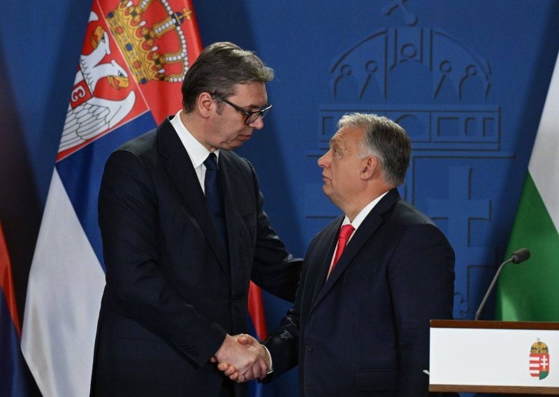Vučić ugostio Orbana u Beogradu: 'Pravi prijatelj Srbije'