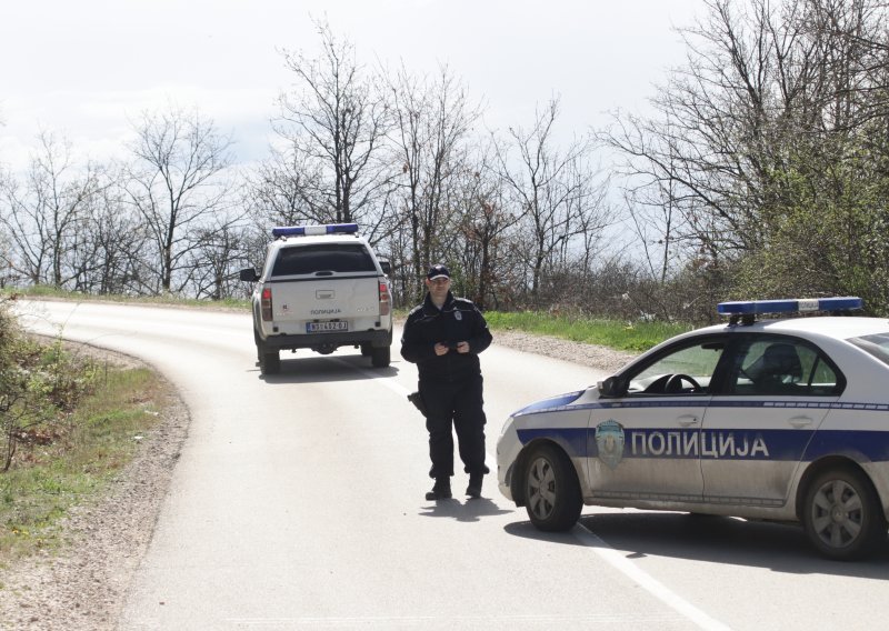 Pucnjava kod granice: Migranti pucali na srpsku policiju, jedan ubijen