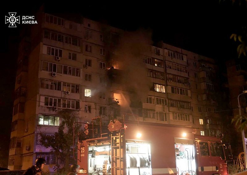 Rusija u ranu zoru napala Kijev sa 14 Iskandera i 250 jurišnih dronova Shahed